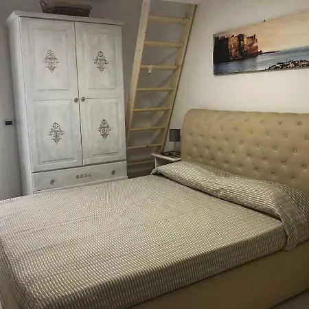 Apartament La Casa Di Hoby Neapol